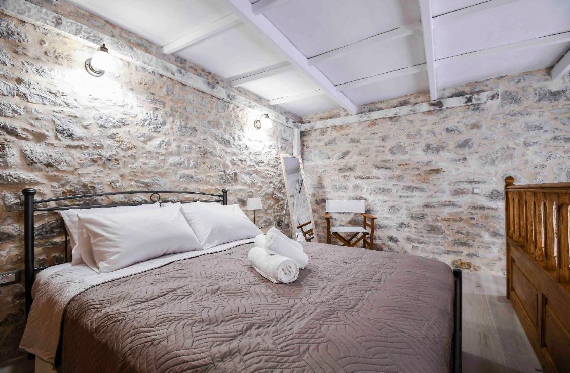 Stone Living Symi Central Apartments المظهر الخارجي الصورة