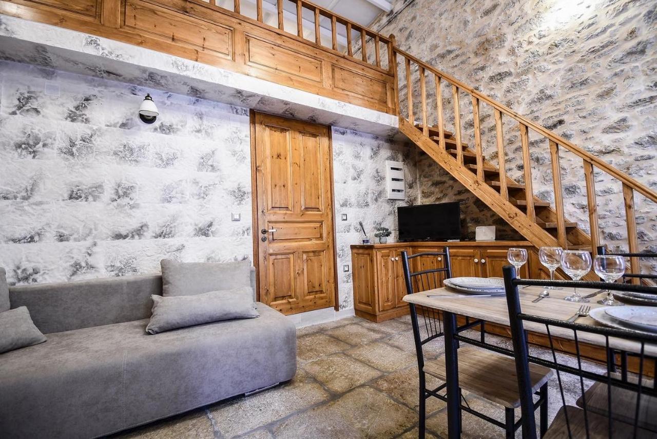 Stone Living Symi Central Apartments المظهر الخارجي الصورة