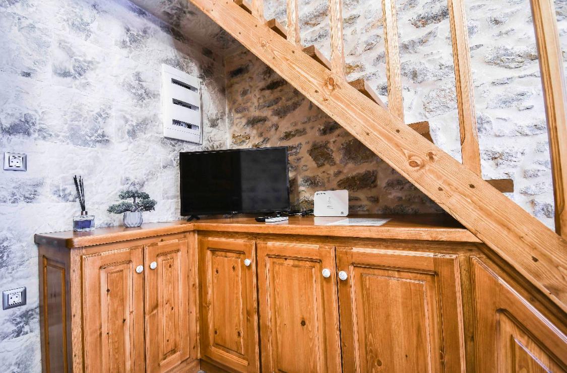 Stone Living Symi Central Apartments المظهر الخارجي الصورة